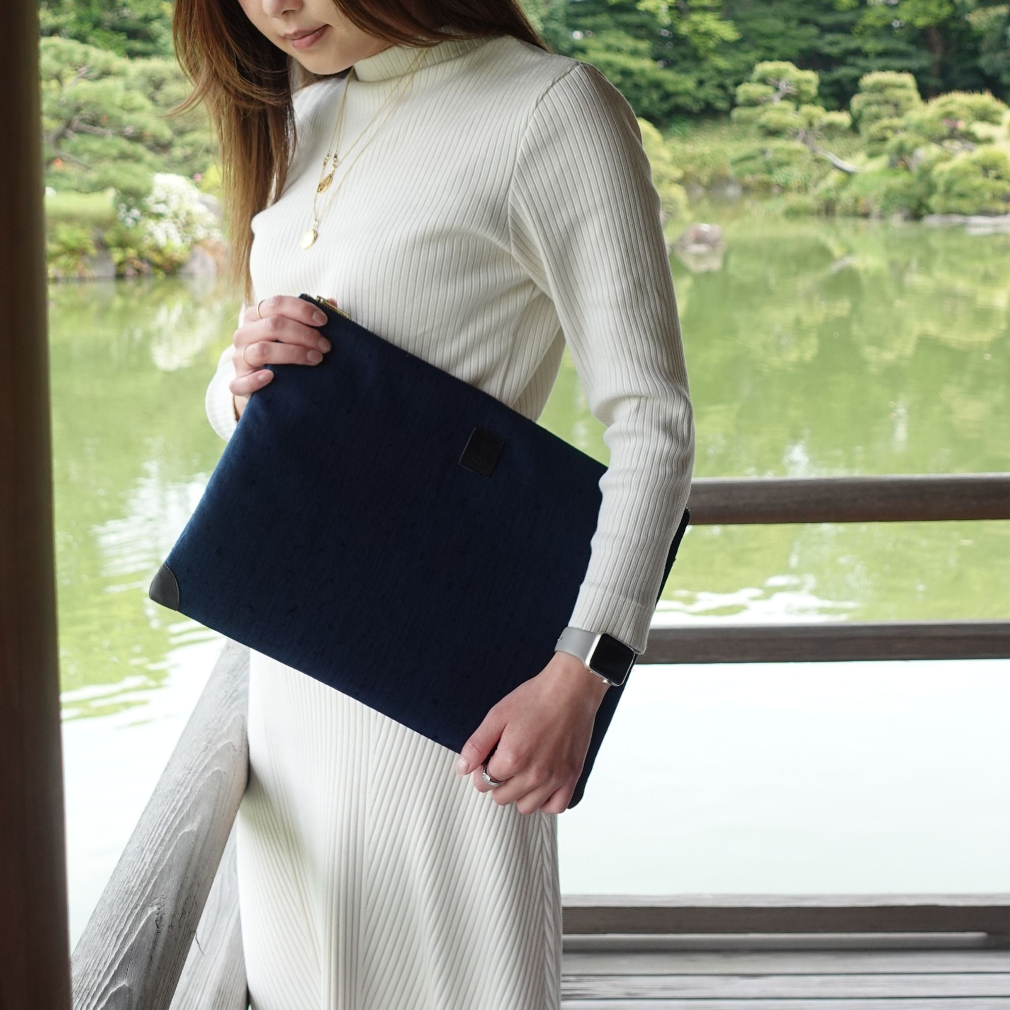 HANA TOKYO / 着物ノートパソコンケース [紬 濃紺] Laptop sleeve