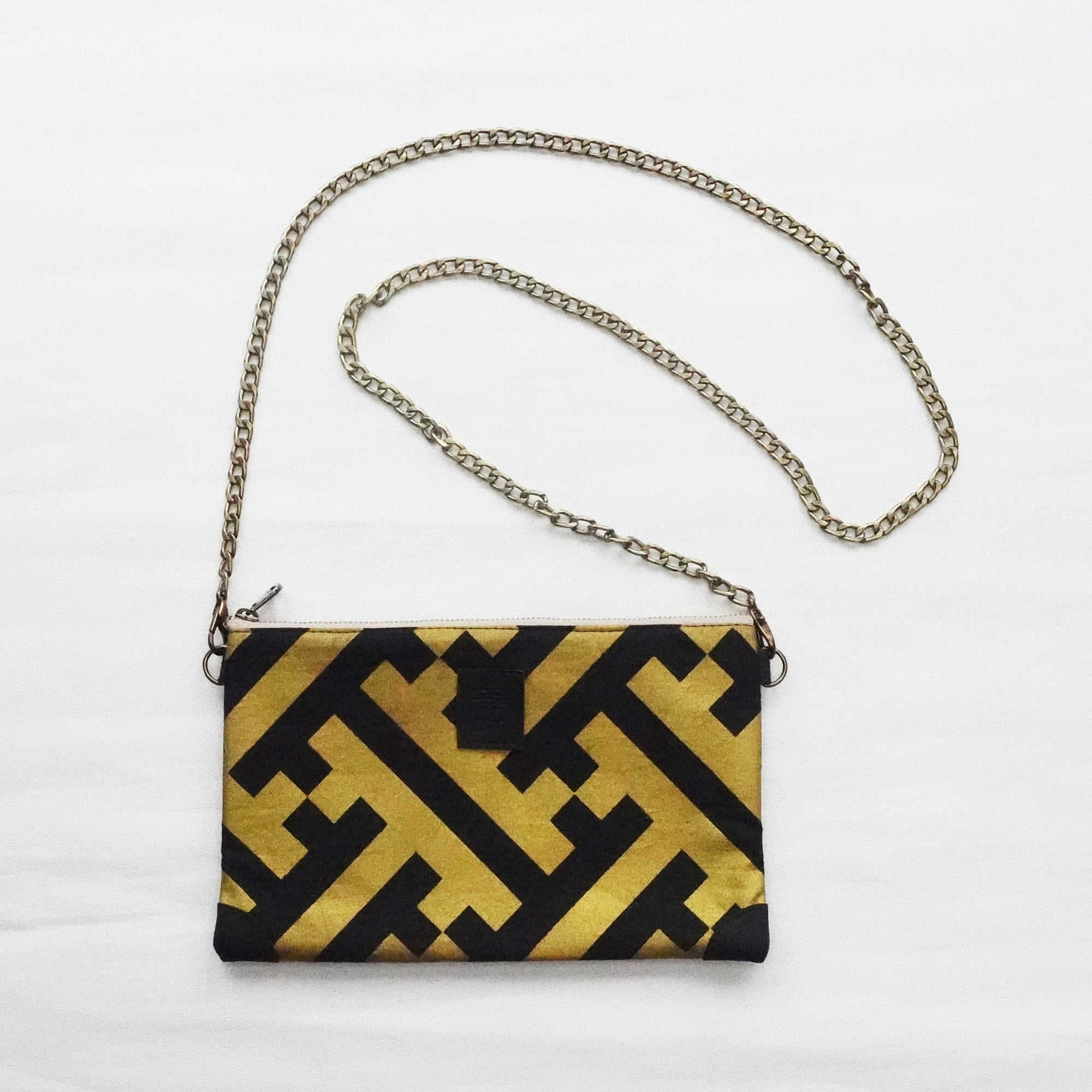 【HANA TOKYO】帯ポーチ ブラック×ゴールド・紗綾形