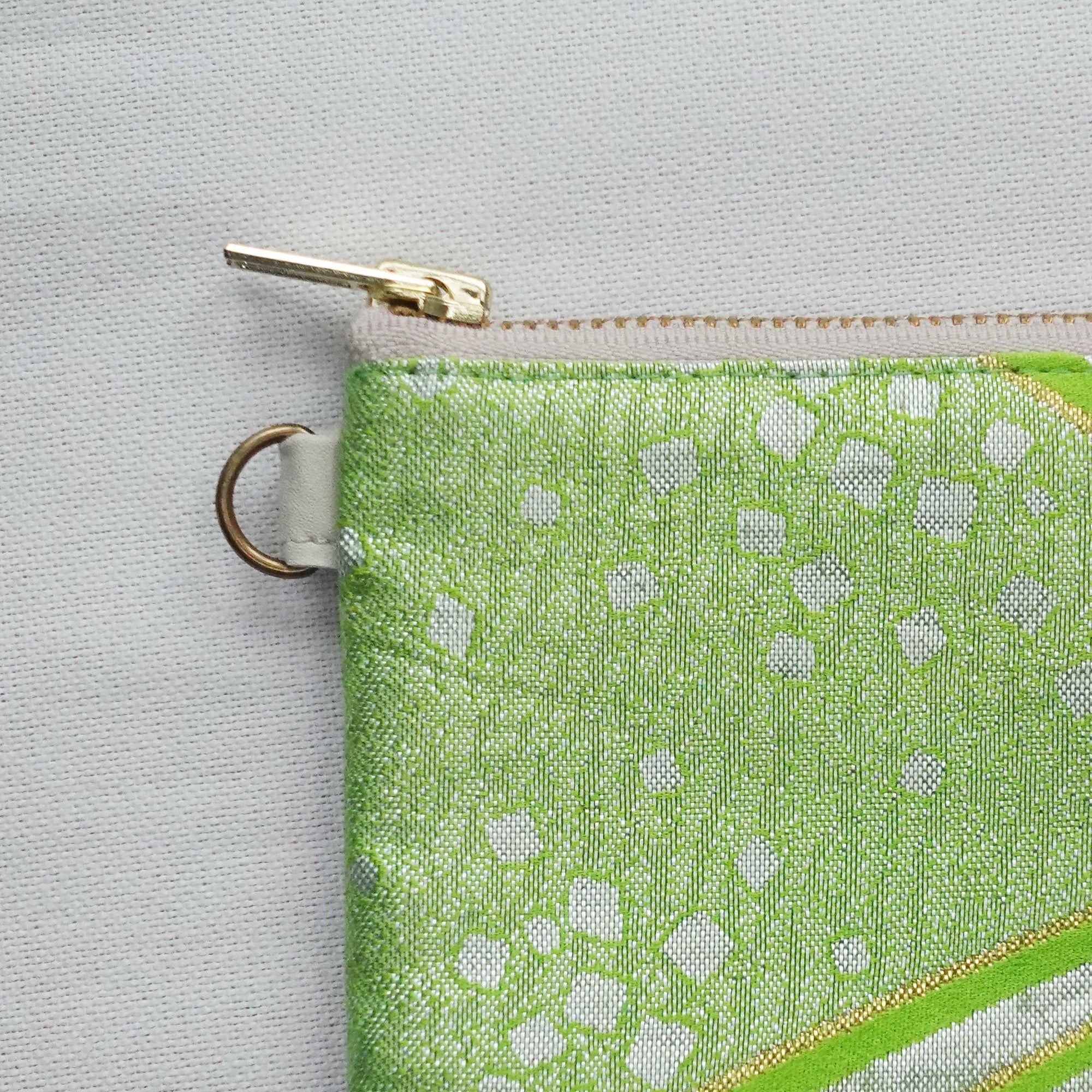 【HANA TOKYO】帯ポーチ ライトグリーン波