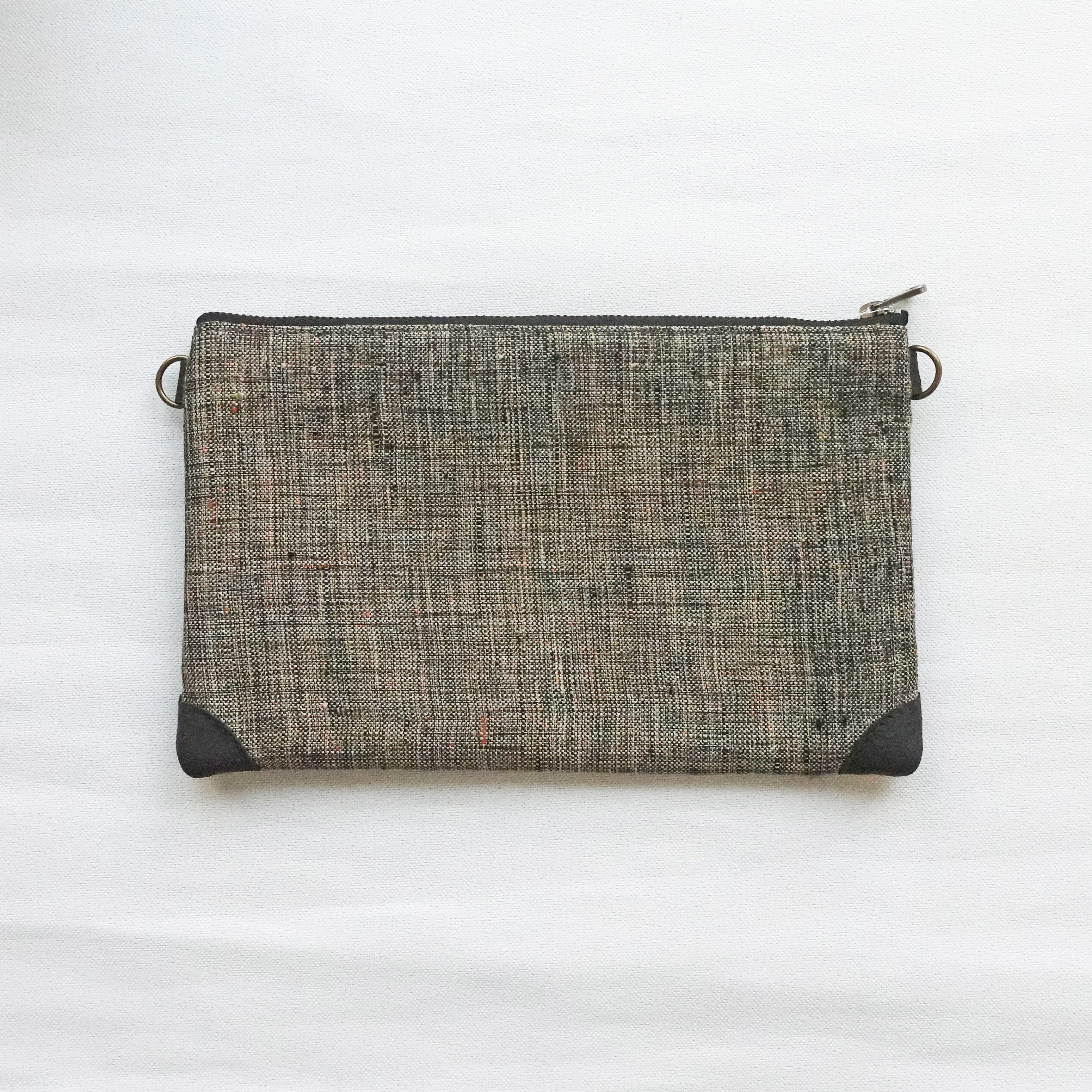 【HANA TOKYO】着物ポーチ ブラック格子1