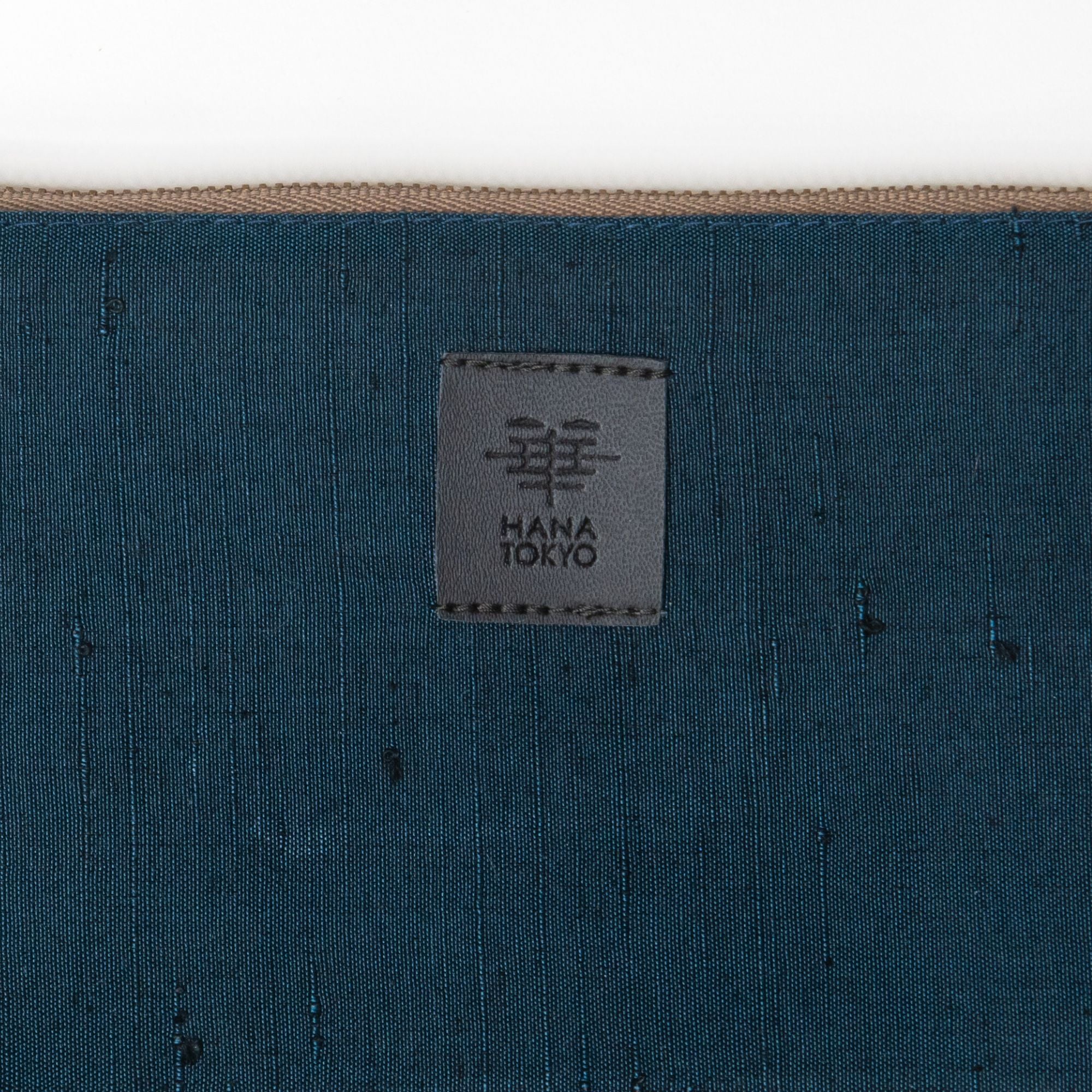【HANA TOKYO】着物ポーチ 紬ブルー無地