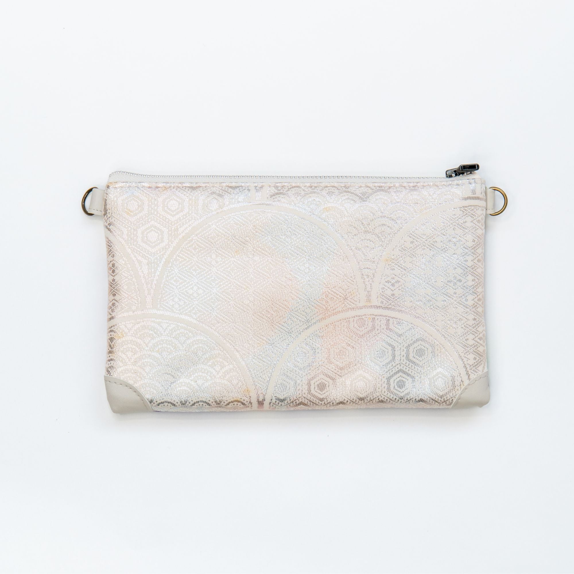 【HANA TOKYO】띠 파우치 블랙×골드・사야형