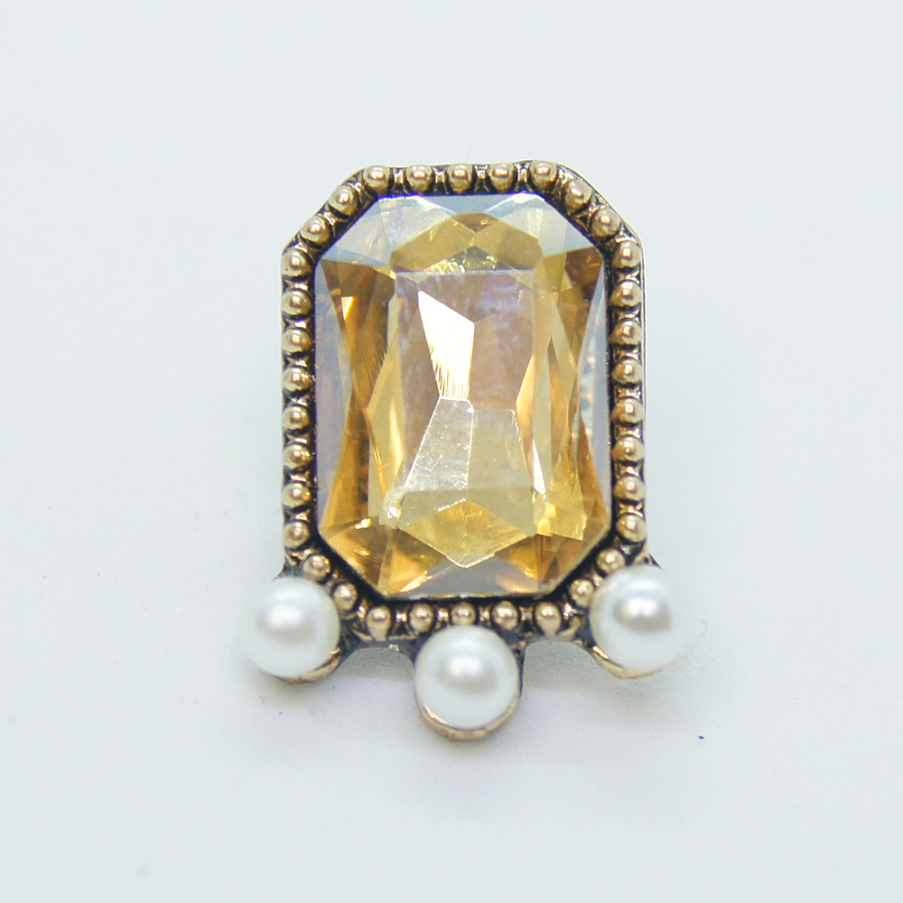 Lady's coffee time (pierced earrings)