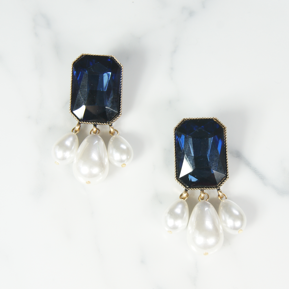 Riding a carriage (piercing)