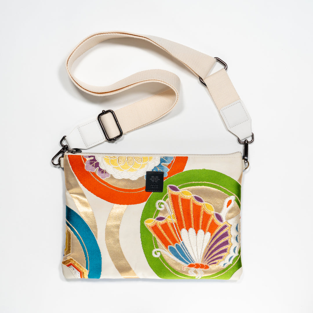 【HANA TOKYO】ポーチラージ / 蝶レッド