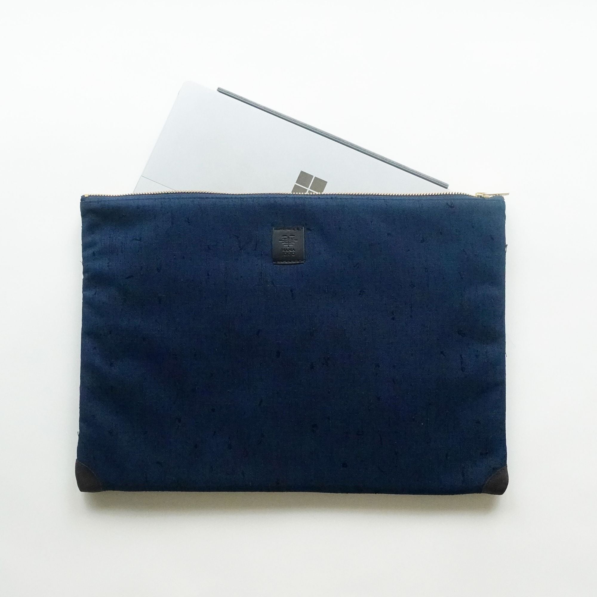 HANA TOKYO / 着物ノートパソコンケース [紬 濃紺] Laptop sleeve